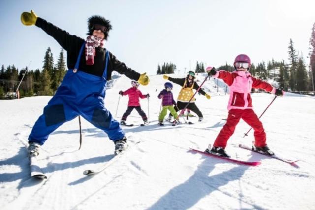Stuga Saelen Klaeppen 5 Baeddar Uthyres Veckovis Soendag - Soendag ภายนอก รูปภาพ